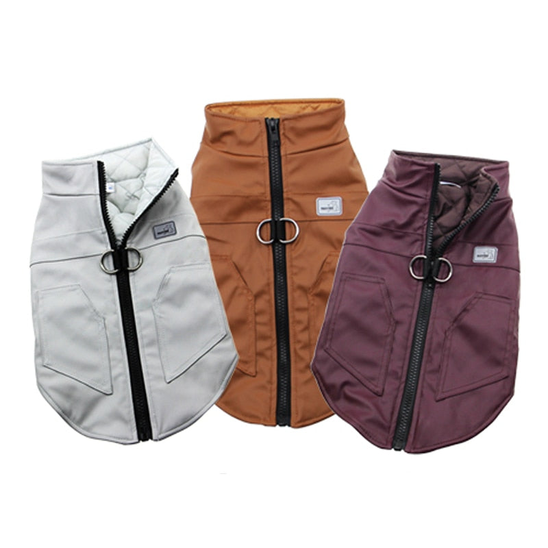 Dicke warmhaltende Lederjacke für die kälteren Tage.